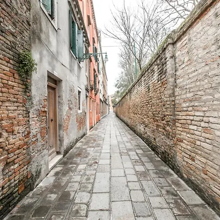 Διαμέρισμα Design District R&r